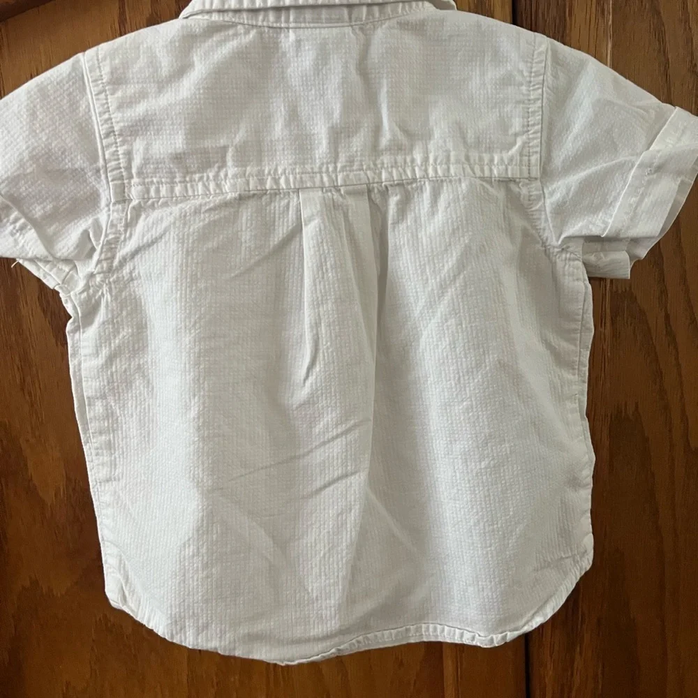 Boys 6-12 month GAP Dress Shirts